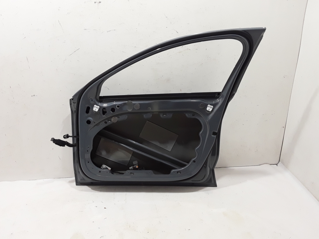 VOLVO S60 3 generation (2018-2023) Porte avant droite 31655323 21009578