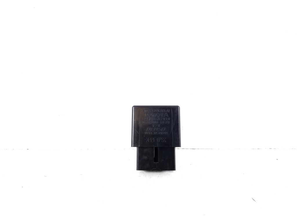 TOYOTA PRIUS Plius V W40 (2011–2018) Vadības bloks 895A1-47010 TOYOTA PRIUS Plius V W40 (2011–2018) Vadības bloks 895A1-47010