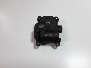 Salona sildītāja aizbīdņa motoriņš - AE0638000172