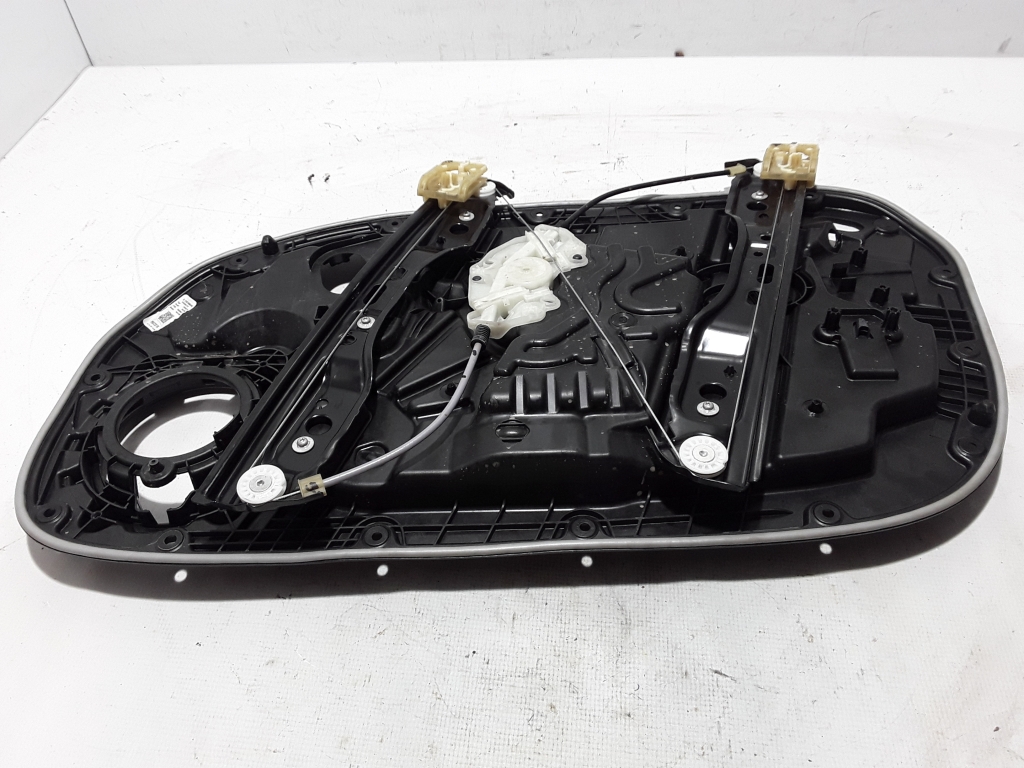 VOLVO S60 3 generation (2018-2023) Lève-vitre de porte avant gauche 31675054 21009477