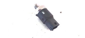  High pressure fuel line sensor 