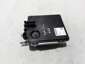VOLVO S60 III (2018–2026) Inverter 32301022 - 2