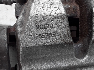 VOLVO S60 III (2018–2026) Eesmine pidurisadul 31665735 - 2
