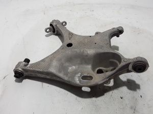 VOLVO S60 III (2018–2026) Tagumine õõtshoob 32283885 - 2