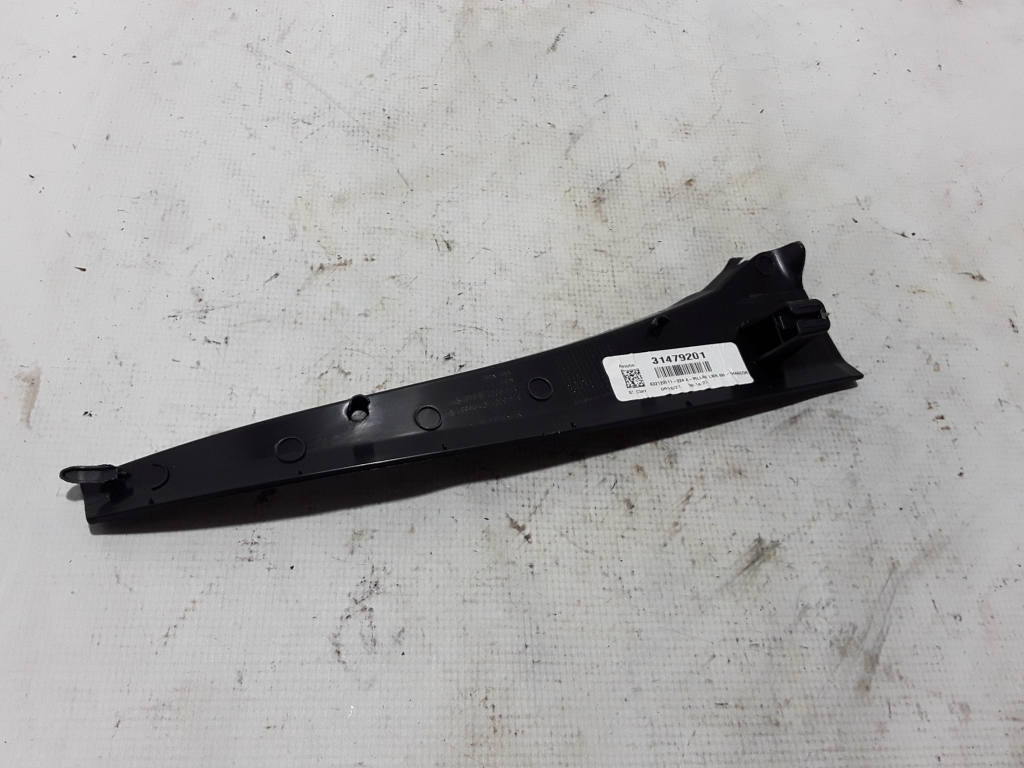 VOLVO S60 3 generation (2018-2023) Paneltrimskjold 31479201 21009180