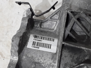 VOLVO S60 III (2018–2026) Esisilla reduktor 32339091 - 3