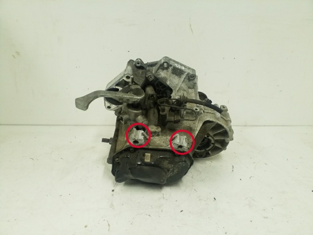 SKODA Fabia 5J (2007-2014) Gearbox 02T301103AB 24964167