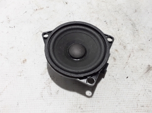   Front door speaker 