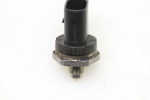  High pressure fuel line sensor 