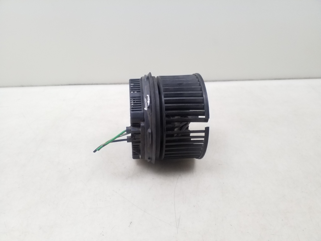 VOLVO V50 1 generation (2003-2012) Motor încălzitor interior 4M5H18456CD 24964303