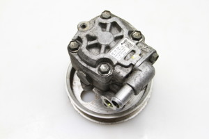AUDI A5 (2007–2016) Servopumpe 8K0145153F - 2