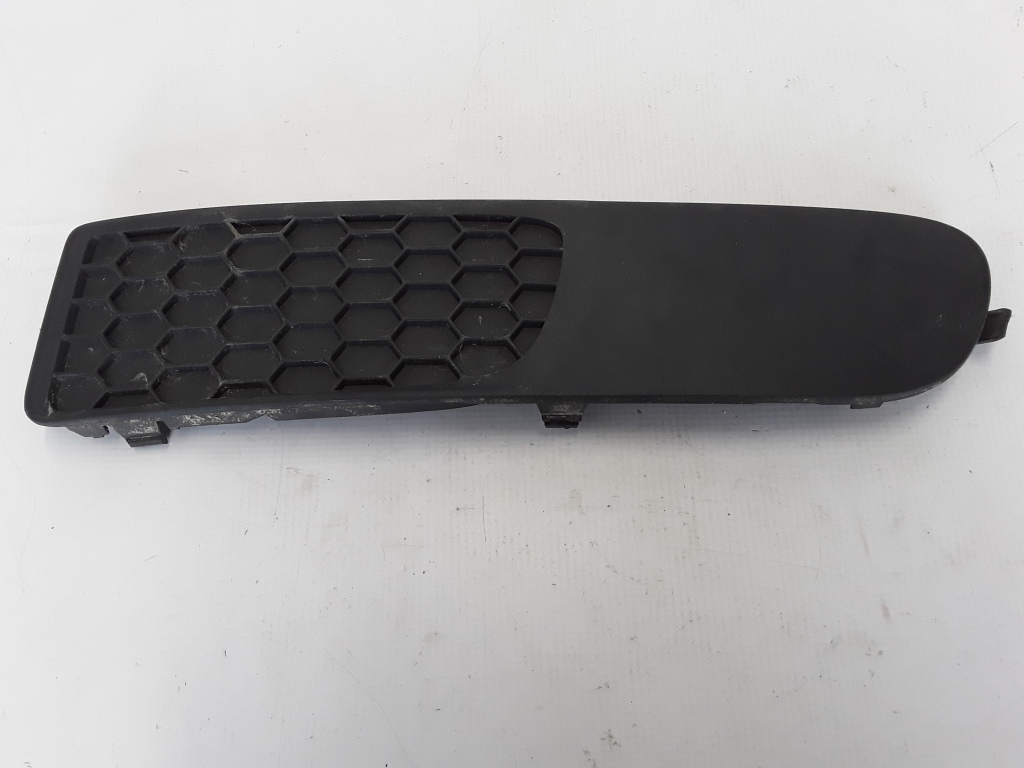 VOLVO S80 2 generation (2006-2020) Front Bumper Lower Grill 30678421, 30655109, 30655108 21072383