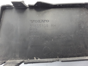 VOLVO S80 II (2006–2016) Priekšējā bampera apakšējā reste 30678421 - 7