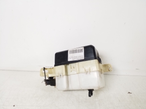 TOYOTA Yaris (1999–2005) Sicherungskastenhalter unter der Motorhaube 82741-52010 - 3