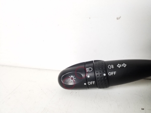 TOYOTA Yaris (1999–2005) Switch and its parts - 2