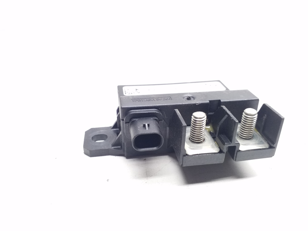 MERCEDES-BENZ C-Class W204/S204/C204 (2004-2015) Relays A0009822023 21864492