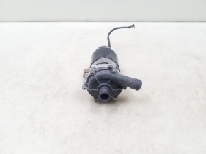 Mercedes Benz E-Class W211 (2002–2009) Auxiliary water pump A2205040740 - 3