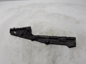 Opel Vivaro B (2014–2019) Tagakaitseraua kinnitus 852258694R - 3