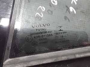 VOLVO S60 III (2018–2026) Tagumise külgukse kolmnurkklaas 31442964 - 2