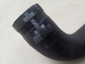  Cooling radiator hose 