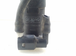 VOLVO V50 (2004–2012) Front windshield washer pump 1S7117K624FE - 4