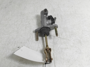 TOYOTA Yaris (1999–2005) Clutch master cylinder 31420-16020 - 3