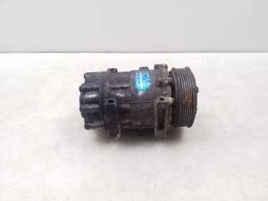  Air conditioner compressor 