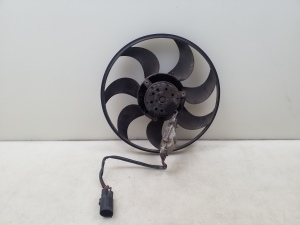  Cooling fan motor 