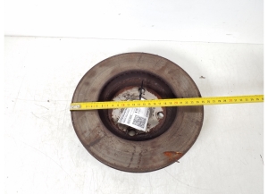 TOYOTA Yaris (1999–2005) Bremsscheibe vorne 43512-52040 - 2
