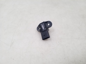   Sensor Ladeluftkühler  - 06B906051 