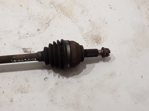Opel Vivaro B (2014–2019) Front drive shaft and its parts 391005010R - 2
