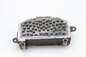 Volkswagen Golf VI (2008–2013) Cabin shoulder motor resistance 3C0907521F - 4