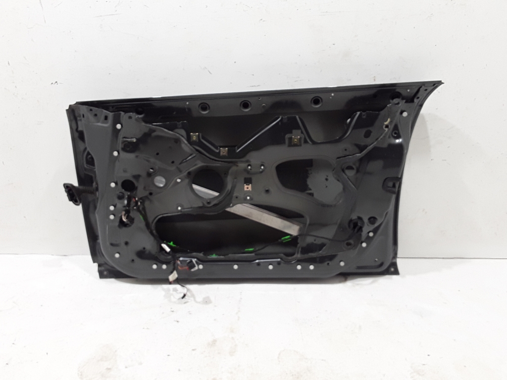 AUDI A6 C6/4F (2004-2011) Передняя правая дверь 4F0831052F 21010648