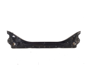  The middle part of the front frame 