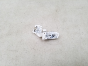   Rear corner tail light bulb holder  - 13306461 