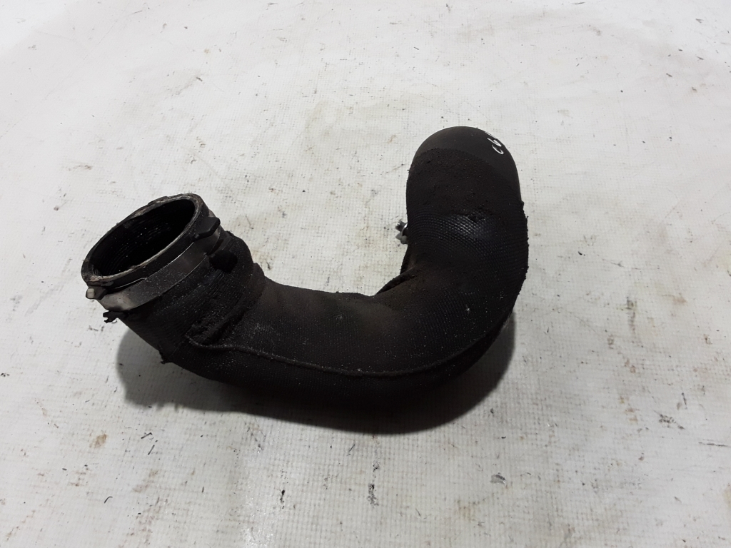 AUDI A6 C6/4F (2004-2011) Left Side Intercooler Hose 4F0145737K 21010595