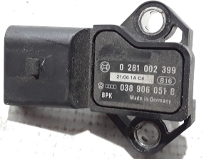 AUDI A6 C6 (2004–2011) Intercooler sensor 038906051B - 3
