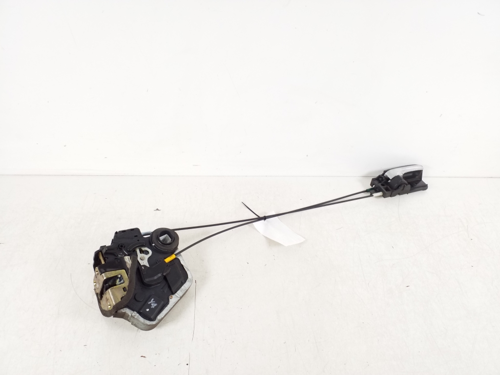 TOYOTA Corolla 9 generation E120/E130 (2000-2007) Right Side Sliding Door Lock 69050-02101 18787754