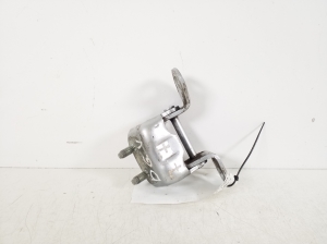 TOYOTA Corolla (2004–2007) Rear side door upper hinge 68750-0D010 - 2