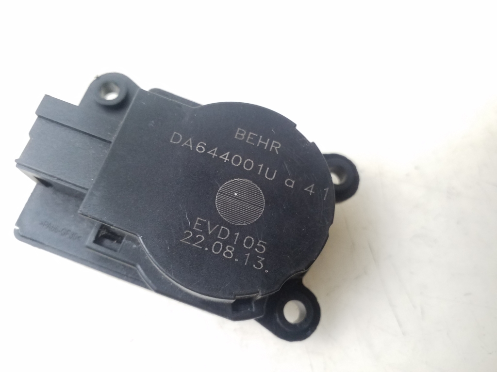 OPEL Astra J (2009-2020) Interiørvarmer klaffmotoraktuator DA644001U 24964540