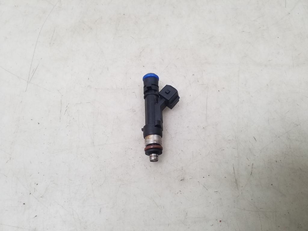 OPEL Astra J (2009-2020) Injector de combustibil 0280158205 24964525