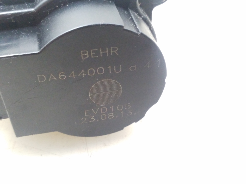 OPEL Astra J (2009-2020) Salono pečiuko valdymo vožtuvai DA644001U 24964524