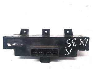 Hyundai ix35 (2009–2015) Heated seat switch 93310-2Y100 - 2