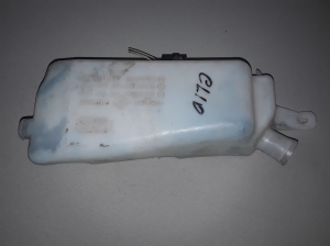 RENAULT Clio III (2005–2012) Scheibenwaschbehälter vorne 8200212701