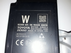 TOYOTA Yaris (2011–2020) Tire pressure control module 897600D011 - 2