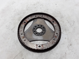  Clutch flywheel 