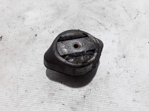 AUDI A6 C6 (2004–2011) Support de boîte de vitesses 4B0399151M - 2
