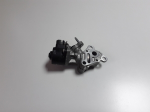  EGR valve 