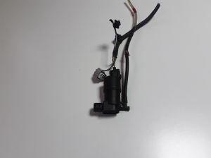 TOYOTA Yaris (2011–2020) Motor für Frontscheibenwaschanlage 853300F020
