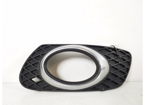   Front bumper fog lamp cover 